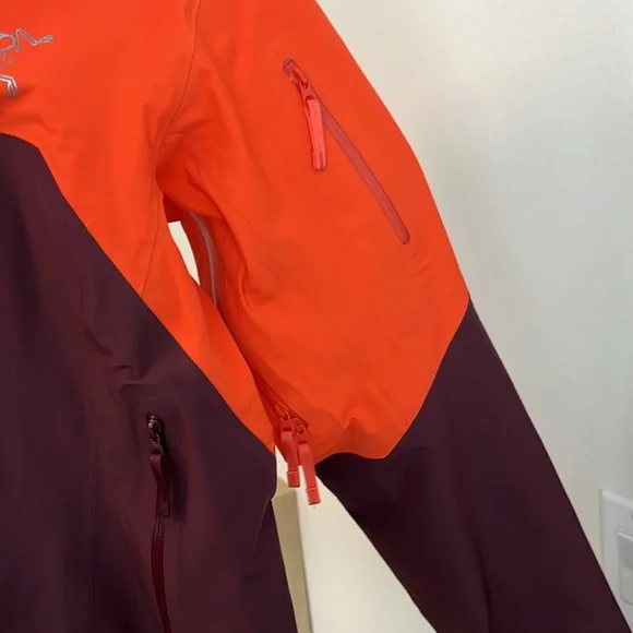 Arc’Teryx Sentinel Jacket